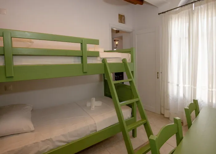 Holiday home Jardin D'ete Triandaros (Tinos)