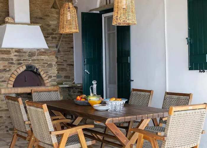 Jardin D'ete Triandaros (Tinos)